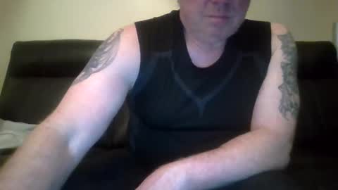 gimmmieoooo online show from September 11, 7:51 am