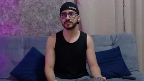 Gio online show from September 18, 11:29 pm