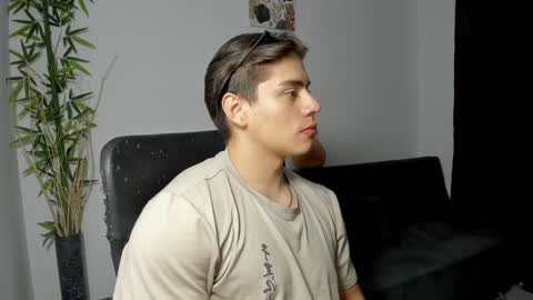 GioRusso online show from February 9, 1:23 am