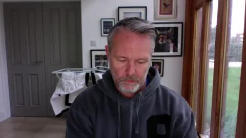 girlsandbikes online show from October 3, 3:39 pm