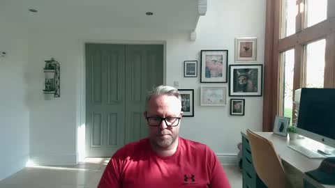 girlsandbikes online show from September 12, 11:10 am