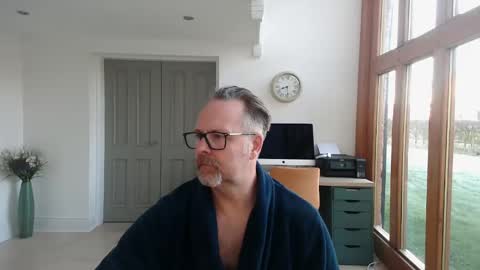 girlsandbikes online show from February 6, 8:29 am