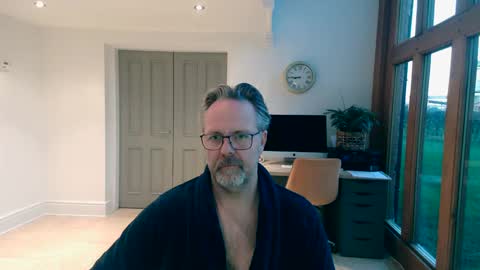 girlsandbikes online show from January 2, 8:17 am