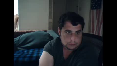 Snapshot of gitmehard008 chatting on January 15, 4:25 am gitmehard008 online show from January 15, 4:25 am