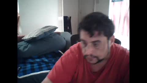 Snapshot of gitmehard008 chatting on January 1, 6:38 pm gitmehard008 online show from January 1, 6:38 pm