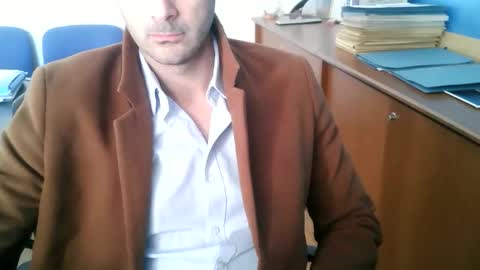 giuseppevai1 online show from November 5, 11:01 am