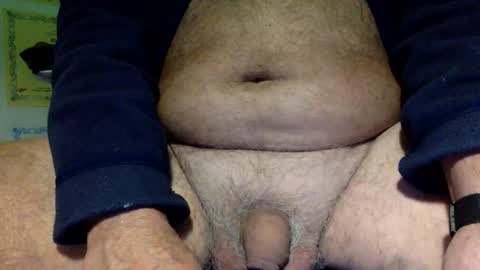 giutomma930394 online show from March 24, 11:19 pm