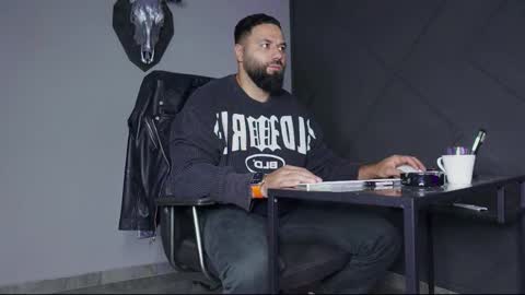 Snapshot of glennmasters chatting on September 16, 2:56 am Matthew .. for short call me Matt online show from September 16, 2:56 am