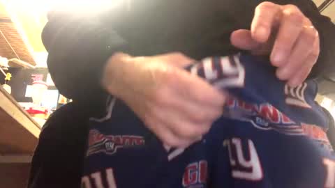 Snapshot of gngnxxx chatting on January 20, 5:04 am gngnxxx online show from January 20, 5:04 am