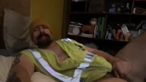 Snapshot of goldmenjustme chatting on September 22, 1:32 pm Madmaxsanantonio online show from September 22, 1:32 pm