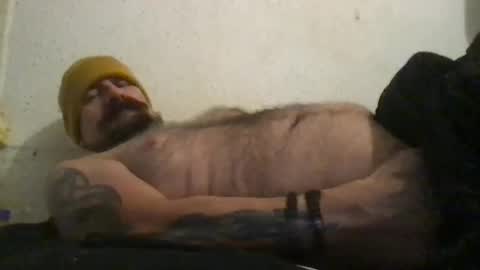 Snapshot of goldmenjustme chatting on October 31, 10:02 pm Madmaxsanantonio online show from October 31, 10:02 pm