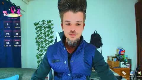 Snapshot of goldy_loyal99 chatting on October 7, 2:37 am Goldy Loyal93 online show from October 7, 2:37 am