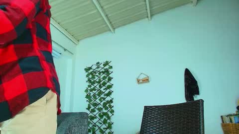 Snapshot of goldy_loyal99 chatting on September 18, 2:46 am Goldy Loyal93 online show from September 18, 2:46 am