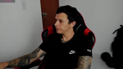 goodboy69i online show from September 18, 11:56 am