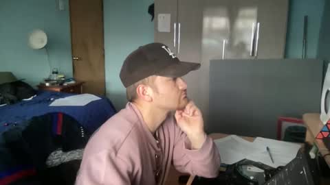 goodfumes online show from April 16, 6:41 pm