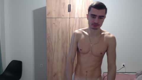 Snapshot of goodgg229975 chatting on October 24, 1:02 pm goodgg229975 online show from October 24, 1:02 pm