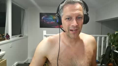 grattitude online show from February 7, 1:18 pm