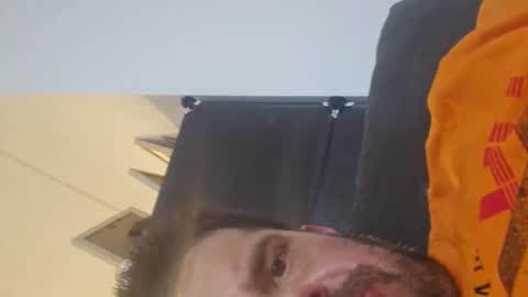 Snapshot of greekprince77 chatting on December 27, 11:39 am greekprince77 online show from December 27, 11:39 am