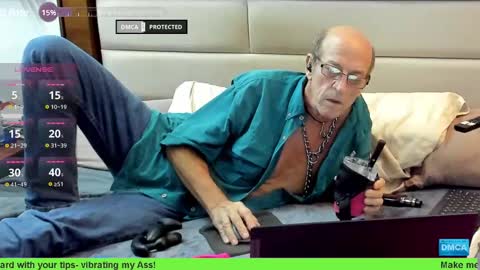 Grey.  If viewing your cam I am more likely to stay if you show your face. online show from March 1, 8:36 am