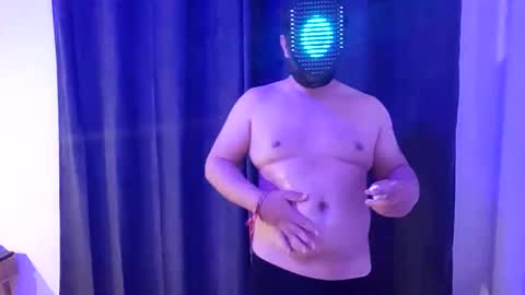 MaskedFlex online show from March 6, 9:45 pm