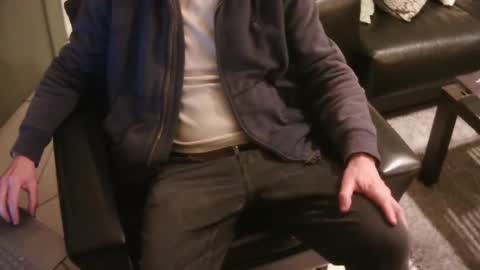 Snapshot of grimbergen123 chatting on December 29, 8:48 pm Grim online show from December 29, 8:48 pm