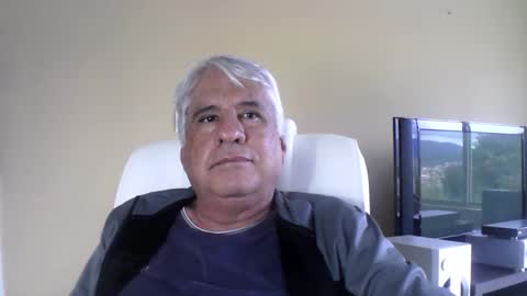 grisa01 online show from May 19, 1:39 pm