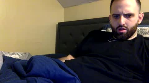 Snapshot of grobs123 chatting on February 1, 2:47 am grobs123 online show from February 1, 2:47 am