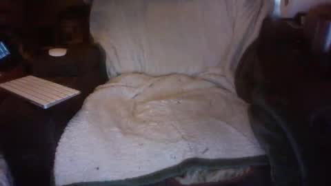 Snapshot of grtlakesman2 chatting on January 23, 2:12 am grtlakesman online show from January 23, 2:12 am