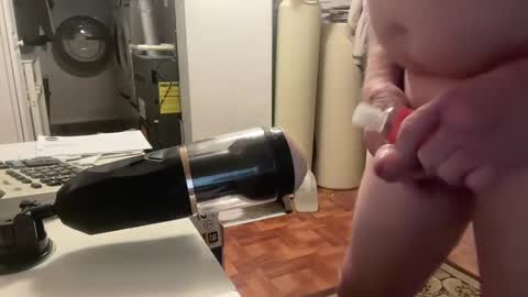 Snapshot of gspotlover1 chatting on December 23, 3:01 pm Horny Daddy online show from December 23, 3:01 pm