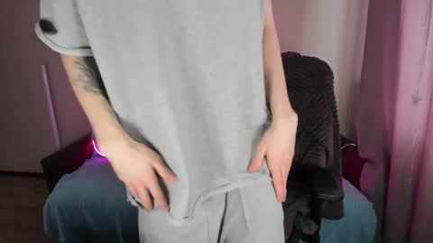 guy_liam1 online show from February 28, 8:09 am