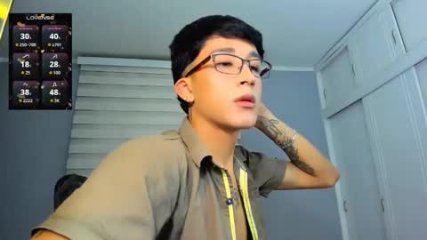 Snapshot of guy_veryhot1 chatting on October 6, 4:06 am onlyfans    kevin garcia s online show from October 6, 4:06 am