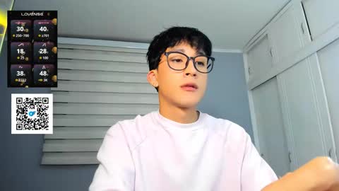 Snapshot of guy_veryhot1 chatting on September 15, 2:25 am onlyfans    kevin garcia s online show from September 15, 2:25 am
