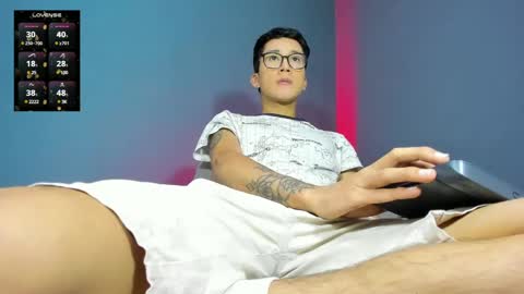 Snapshot of guy_veryhot1 chatting on December 10, 2:02 am onlyfans    kevin garcia s online show from December 10, 2:02 am