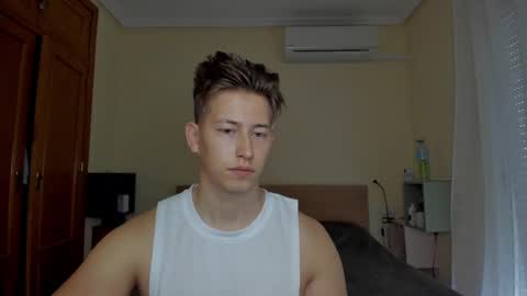 Snapshot of gym_alpha chatting on February 27, 11:41 am Oliver online show from February 27, 11:41 am