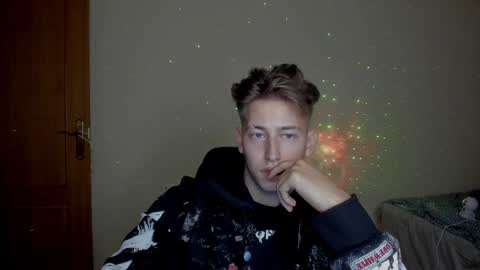 Snapshot of gym_alpha chatting on January 24, 9:05 pm Oliver online show from January 24, 9:05 pm