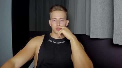 Snapshot of gym_alpha chatting on September 15, 6:53 pm Oliver online show from September 15, 6:53 pm