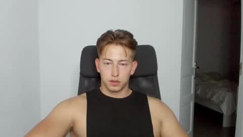 Snapshot of gym_alpha chatting on October 4, 12:16 am Oliver online show from October 4, 12:16 am