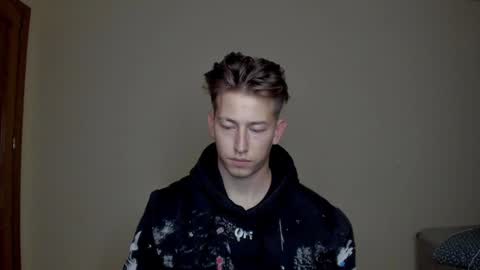 Snapshot of gym_alpha chatting on February 7, 8:10 pm Oliver online show from February 7, 8:10 pm