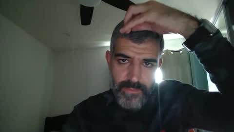 h0nest84 online show from December 8, 4:39 pm