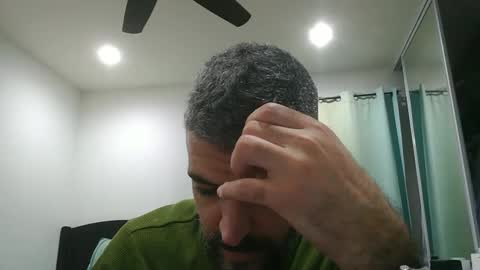 h0nest84 online show from February 14, 6:23 am