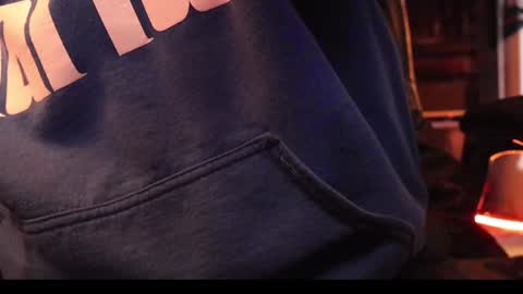 h0tttsteel online show from December 9, 12:31 pm