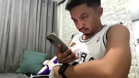 boy hugecock online show from July 14, 5:00 am