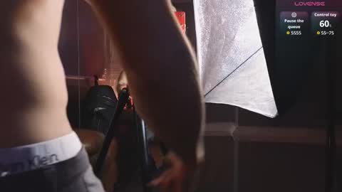 HADEZ online show from January 9, 1:05 pm