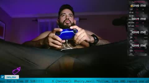 J  M online show from March 31, 7:21 am