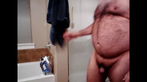 Snapshot of hairydaddreams chatting on September 16, 1:34 pm hairydaddreams online show from September 16, 1:34 pm