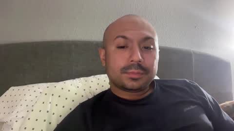 hairyman30000 online show from October 8, 11:42 pm