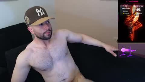 hairyncuteass online show from June 29, 8:31 pm