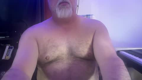 hairynudist1967 online show from April 8, 4:05 pm