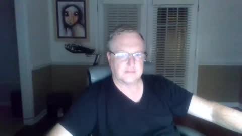 Snapshot of han63 chatting on October 9, 10:53 am Han online show from October 9, 10:53 am