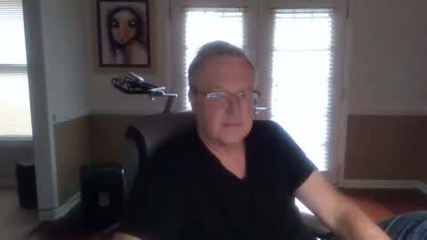 Snapshot of han63 chatting on October 12, 12:10 pm Han online show from October 12, 12:10 pm